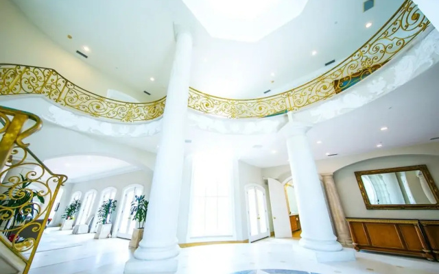 photo 2 of Villa Luisita