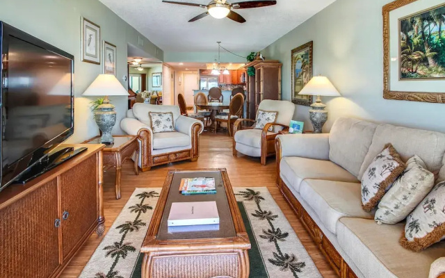 photo 3 of Villa Madeira #404