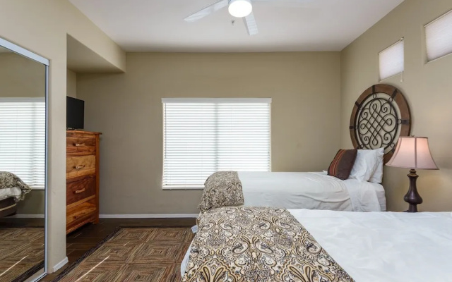 photo 4 of Raintree 2 Bedroom Condo by RedAwning