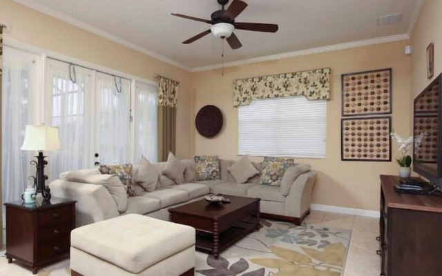 photo 2 of Villa W210 Beautiful 4 Bedroom Home