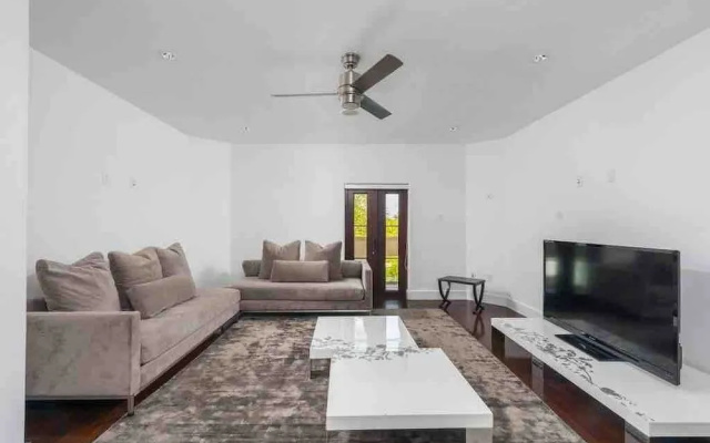 photo 5 of Villa Waterfront