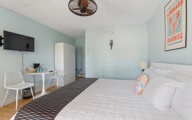 photo 4 of The Beaches Motel and Cottages
