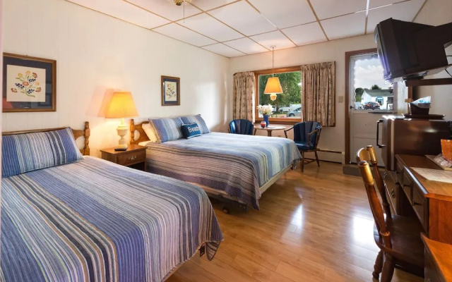 photo 5 of The Beaches Motel and Cottages