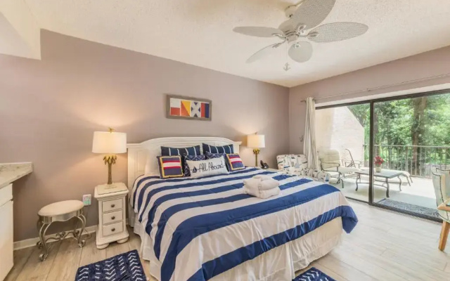 photo 4 of Village House 102, Sleeps 6, 2 Bedrooms, Pool