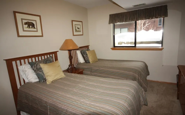 photo 4 of Village Point 101