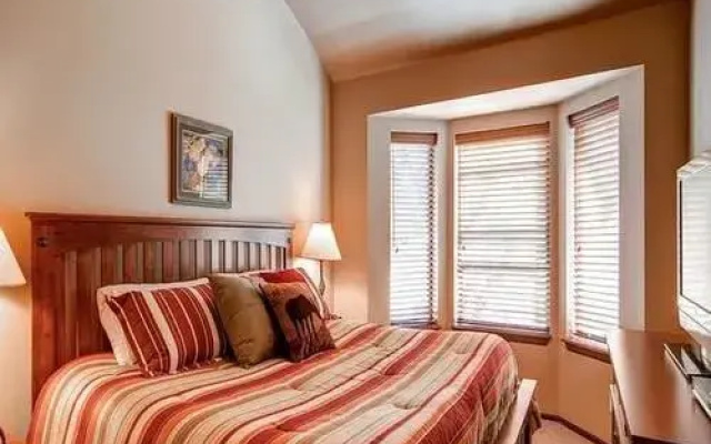 photo 2 of Village Point By Pinnacle Lodging