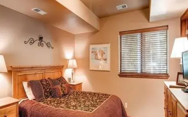 photo 3 of Village Point By Pinnacle Lodging
