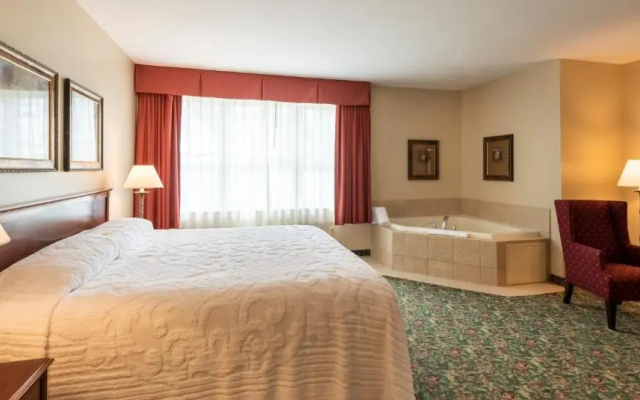 photo 5 of Vinifera Inn a Belhurst Property