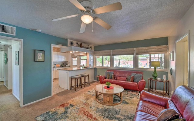 photo 2 of Vintage Las Vegas Oasis < 3 Mi to the Strip!