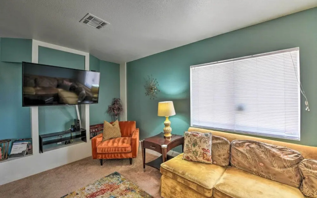 photo 4 of Vintage Las Vegas Oasis < 3 Mi to the Strip!