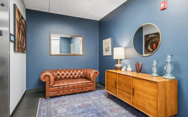photo 3 of Violet Suites PDX
