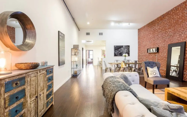 photo 2 of Visit La Live From A Spacious Industrial Loft