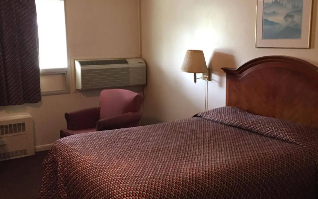photo 3 of Vista Heights Inn