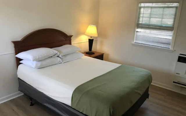 photo 5 of Vista Motel