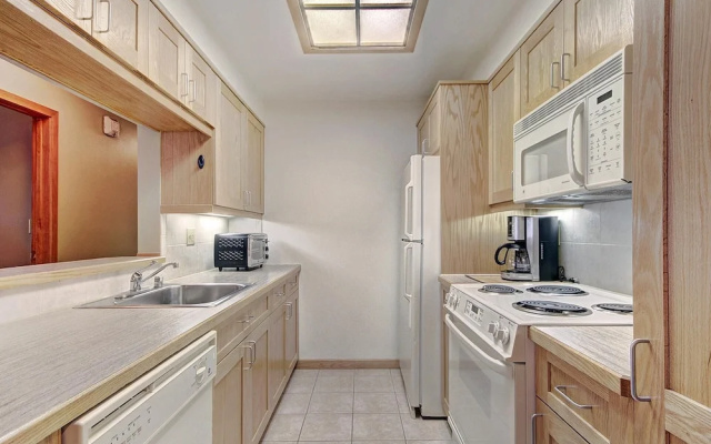 photo 5 of Spacious, Comfortable Retreat at Copper Mountain - VS549 by RedAwning