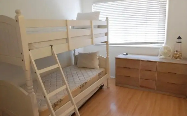 photo 4 of W Balboa 4 (68108) - 2 Br apts by RedAwning