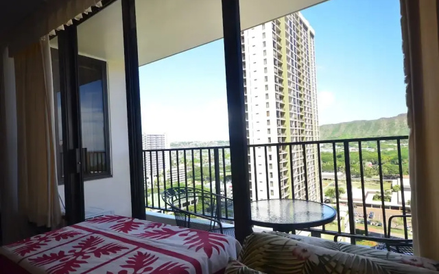 photo 3 of Waikiki Banyan #1909 by RedAwning