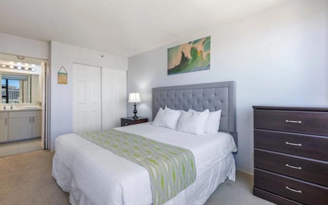 photo 2 of Deluxe Ocean and City View Waikiki Banyan Condo, Free Parking & Wi-Fi