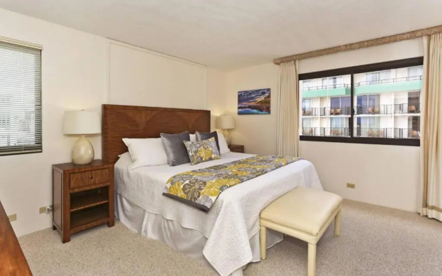 photo 4 of Waikiki Beach Tower #1804