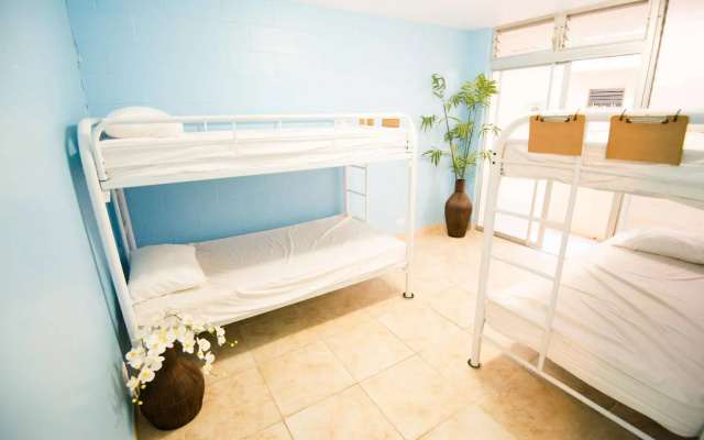 photo 4 of Waikiki Beachside Hostel