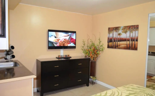 photo 3 of Waikiki Condo Just Remodeled Kuhio Village 202A