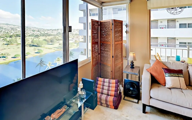 photo 4 of Waikiki Getaway - Studio Condo