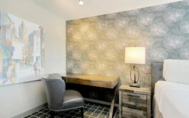 photo 4 of Waikiki Village Retro Motel by Oceana Resorts