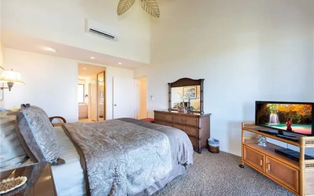 photo 4 of Wailea Ekahi 17E - One Bedroom Condo with Ocean View