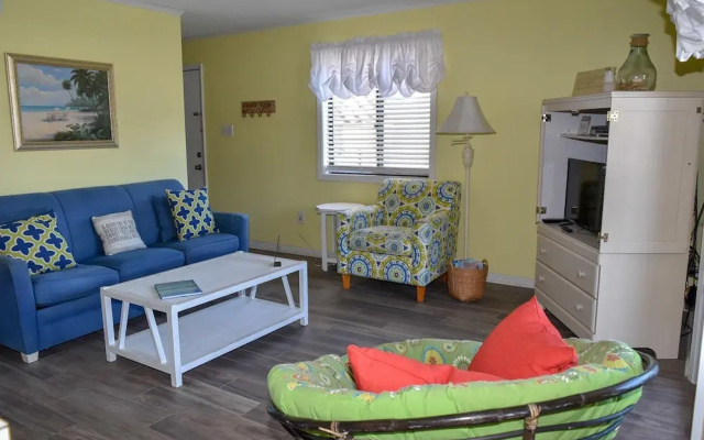 photo 4 of Waipani D14 by Seaside Vacations