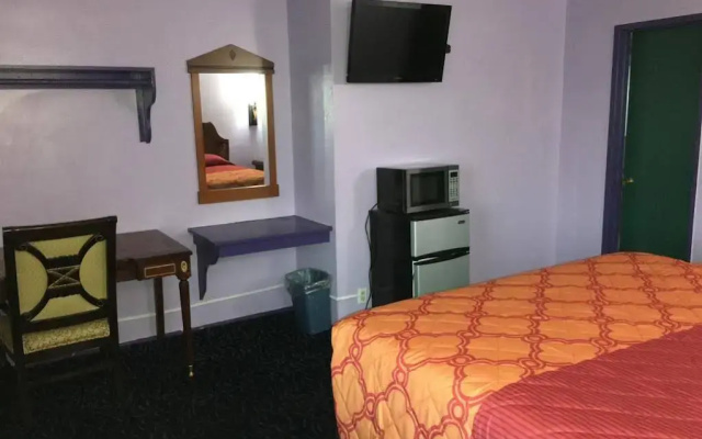 photo 2 of Walden Motel
