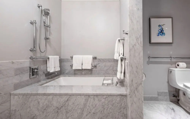 photo 5 of Waldorf Astoria Chicago
