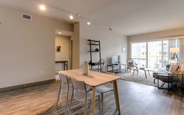 photo 3 of Walk to Beach 2-bdrm w/ Pool, Gym, Rooftop Lounge