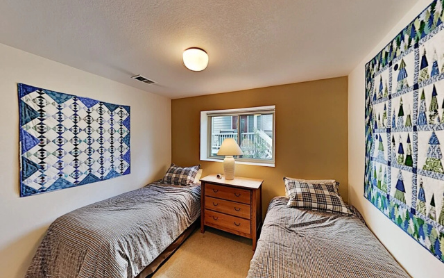 photo 4 of Walk To Main St. & Lifts! Deck W/ Private Hot Tub 3 Bedroom Townhouse