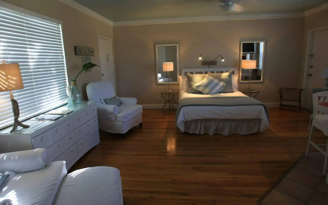 photo 4 of Walkabout Beach Resort