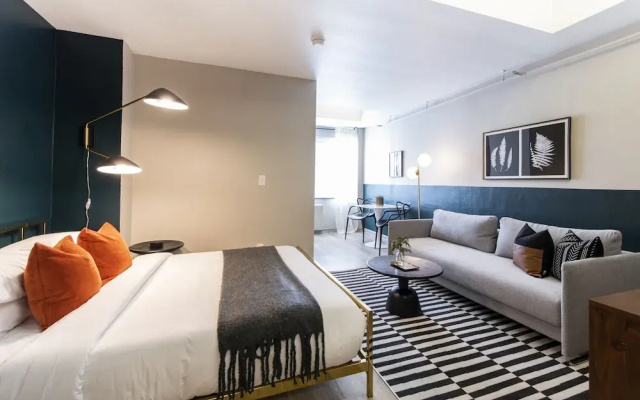 photo 5 of Abode Louisville - Downtown Convention Center 4th Street Live