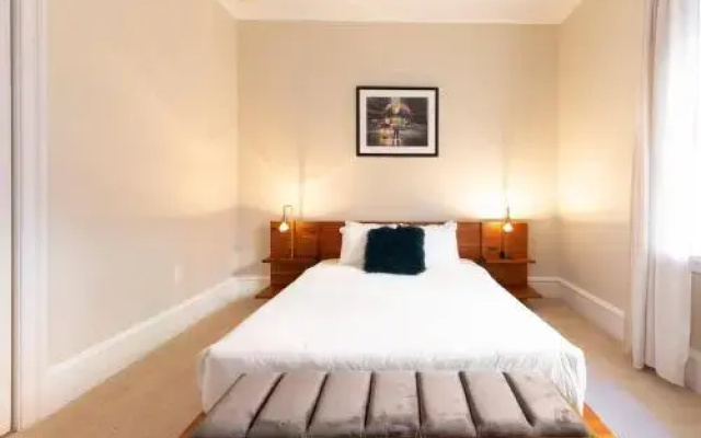 photo 5 of Walker's Paradise 2-Bdrm in Rittenhouse Square