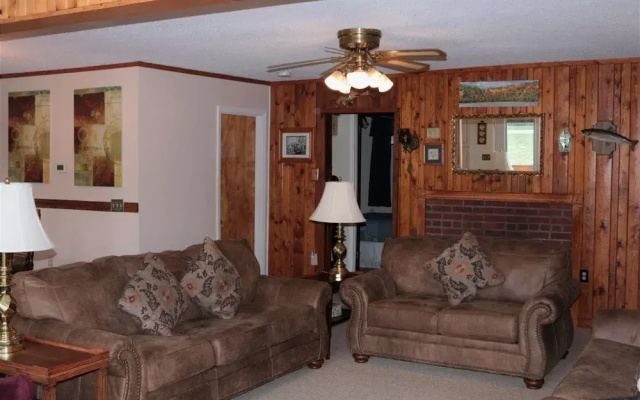 photo 5 of Wallace Lake House