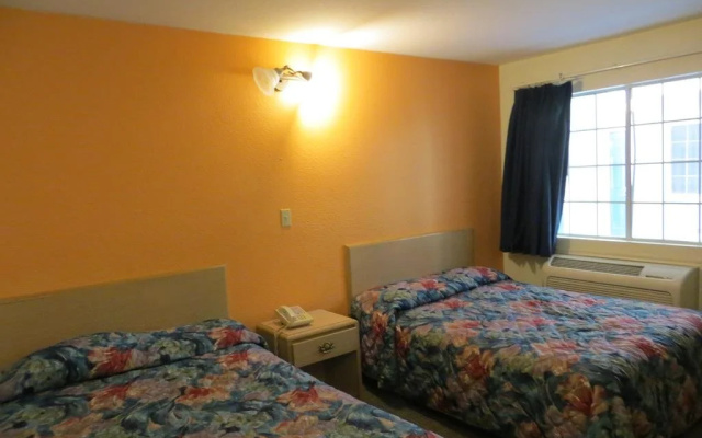 photo 2 of Walnut Inn