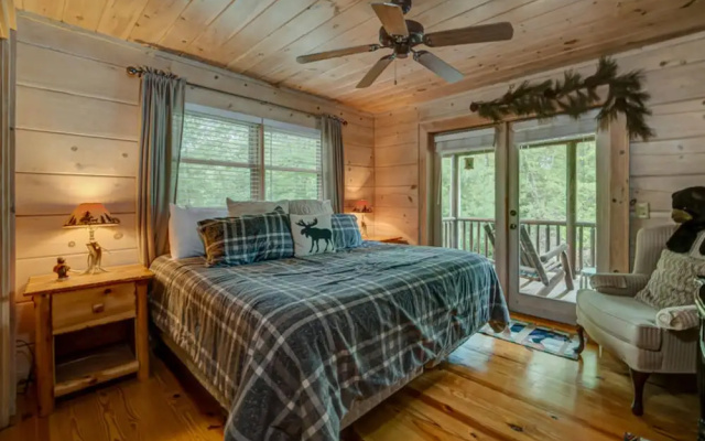 photo 3 of Wander In Lodge by Escape to Blue Ridge