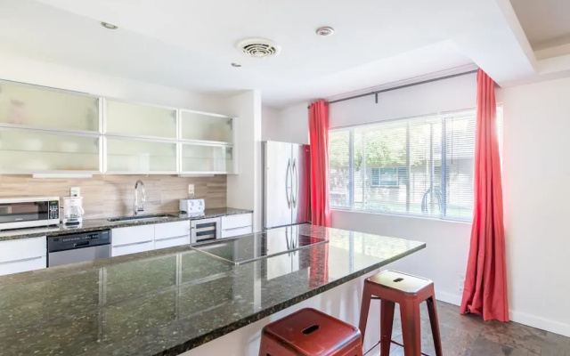 photo 4 of WanderJaunt - Caldwell - 2BR - Old Town