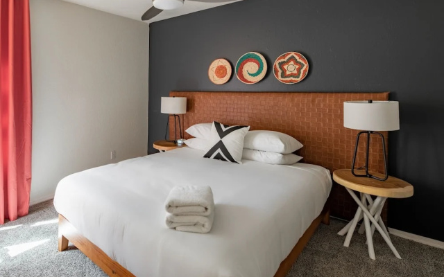 photo 3 of WanderJaunt - Corbin - 2BR - North Scottsdale
