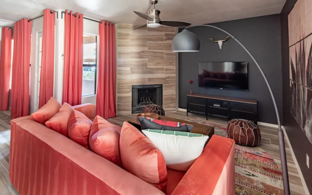 photo 5 of WanderJaunt - Corbin - 2BR - North Scottsdale