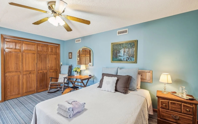 photo 5 of Warm And Cozy Cabin In Lake Lure, Nestled In Hardwood Trees, Peaceful Home- Wifi 3 Bedroom Home by Sunscape Property Management
