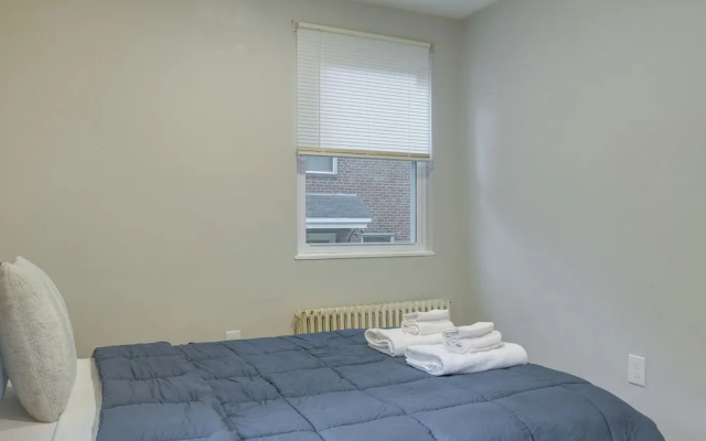 photo 3 of Washington, DC, Area Apartment 8 Mi to Downtown!