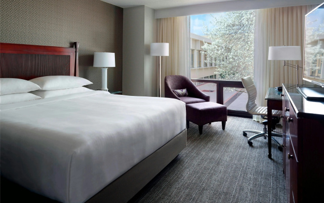 photo 2 of Washington Dulles Airport Marriott