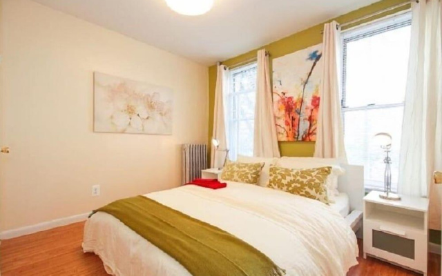 photo 5 of Washington Heights - Beautiful 3 Bedroom Apartment - RNU 65224