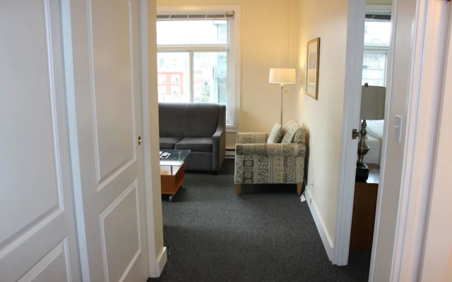 photo 5 of Washington Plaza Apartments