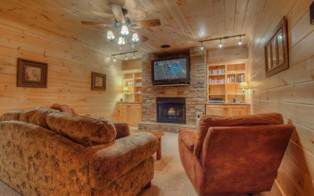photo 3 of Waterfall Lodge by Escape to Blue Ridge
