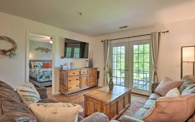 photo 2 of Sun-soaked Lake Taneycomo Condo w/ Furnished Patio