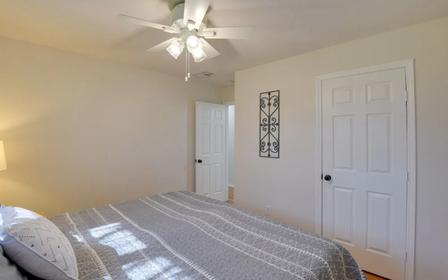 photo 2 of Waterfront Granbury Home: Easy Lake Access!